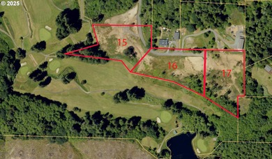 Attention Builders and Investors! This sale includes 18.58 acres on Coos Golf Course and Club in Oregon - for sale on GolfHomes.com, golf home, golf lot