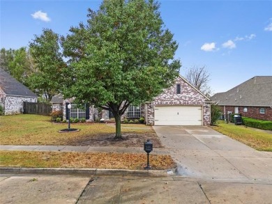 Upon walking into this wonderful home you are greeted with an on Bailey Ranch Golf Club in Oklahoma - for sale on GolfHomes.com, golf home, golf lot