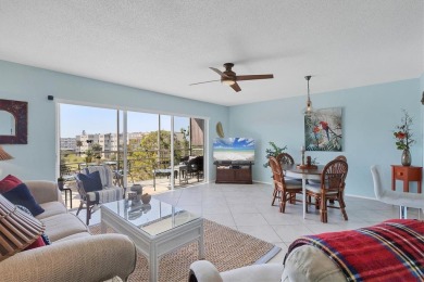 Exclusive Buyer Incentive! Enjoy a lender-paid permanent rate on Pinebrook/Ironwood Golf Course in Florida - for sale on GolfHomes.com, golf home, golf lot