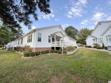 GOLF COURSE LIVING. Located on Rolling Hills Country Club, this on Rolling Hills Country Club in Kentucky - for sale on GolfHomes.com, golf home, golf lot