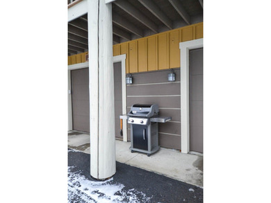 Hassle-free home ownership with all of the amenities! on McCall Municipal Golf Course in Idaho - for sale on GolfHomes.com, golf home, golf lot