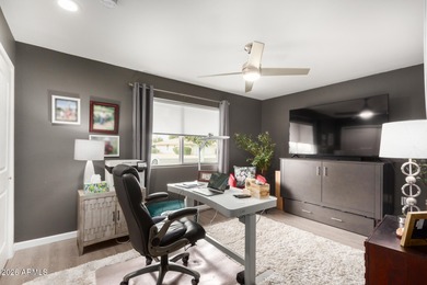 Enjoy easy living in this charming 2-bedroom Gemini home with a on Sun City Country Club in Arizona - for sale on GolfHomes.com, golf home, golf lot