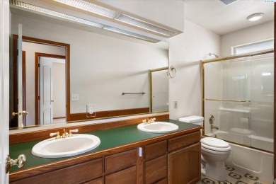 MLS# 283806 This gorgeous home sits safely off the 12th tee box on Horn Rapids Golf Club in Washington - for sale on GolfHomes.com, golf home, golf lot