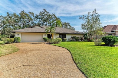 Welcome to this stunning fully furnished 3-bedroom, 2-bathroom on Bent Tree Country Club in Florida - for sale on GolfHomes.com, golf home, golf lot