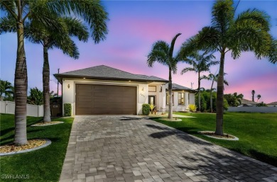 Welcome to refined Florida living. This immaculately clean on Royal Tee Country Club in Florida - for sale on GolfHomes.com, golf home, golf lot