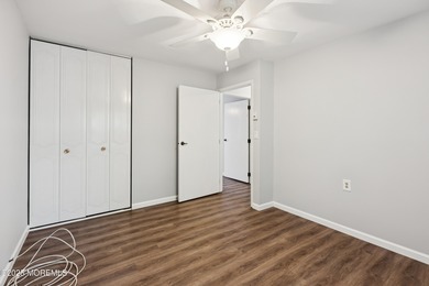 Welcome home to this move-in ready 2-bedroom, 1-bath Baronet on Greenbriar Woodlands in New Jersey - for sale on GolfHomes.com, golf home, golf lot