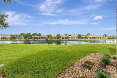 Absolutely immaculate first floor condo in Aberdeen Country Club on Aberdeen Golf and Country Club in Florida - for sale on GolfHomes.com, golf home, golf lot