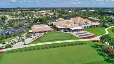 Absolutely immaculate first floor condo in Aberdeen Country Club on Aberdeen Golf and Country Club in Florida - for sale on GolfHomes.com, golf home, golf lot