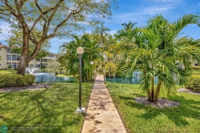 Charming 2 bedroom 2 bathroom condo located in the desirable on Inverrary Country Club in Florida - for sale on GolfHomes.com, golf home, golf lot