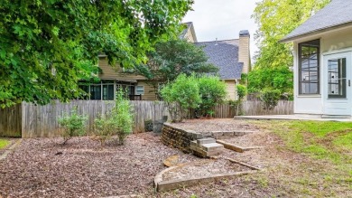 Welcome to this beautifully updated 3-bedroom, 2-bath stepless on Canongate At Eagle Watch Golf Club in Georgia - for sale on GolfHomes.com, golf home, golf lot
