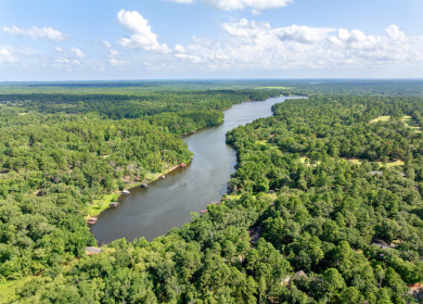 Gorgeous Lodge-Style Home in the Piney Woods of East Texas on Holly Lake Ranch Golf Club in Texas - for sale on GolfHomes.com, golf home, golf lot