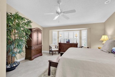 Under contract-accepting backup offers. Welcome to this lovely on Heritage Springs Country Club in Florida - for sale on GolfHomes.com, golf home, golf lot