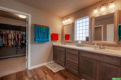 Greg Simons, M: , greg.simons,   - Stunning 2-story move-in on Stone Creek Golf Course - Sandstone in Nebraska - for sale on GolfHomes.com, golf home, golf lot