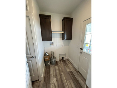 $250 off space rent for 12 months... WOW!! Price reduced to $129 on Hemet West Mobile Estates in California - for sale on GolfHomes.com, golf home, golf lot