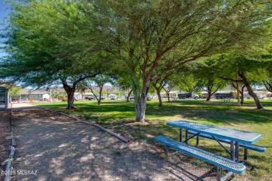 Come see this charming 2 bedroom, 2 bath home with 1,440 sq ft on Tucson Estates Golf Course in Arizona - for sale on GolfHomes.com, golf home, golf lot