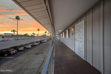 Welcome to your spacious 2 bed, 2 bath condo located on the on Sun City South Golf Course in Arizona - for sale on GolfHomes.com, golf home, golf lot