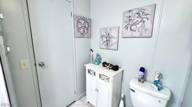 PRICED TO SELL!!! Welcome to this 2 bed, 2 bath home in the on Riverbend Golf and Country Club in Florida - for sale on GolfHomes.com, golf home, golf lot