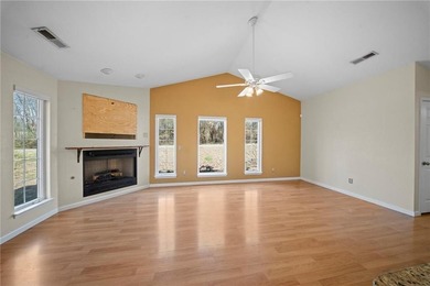 Privacy, peaceful woods, and a well-maintained home ready for on Bella Vista Country Club and Golf Course in Arkansas - for sale on GolfHomes.com, golf home, golf lot