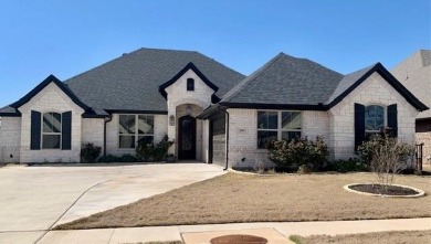 DO NOT MISS THIS perfectly maintained one-owner home with lots on Harbor Lakes Golf Club in Texas - for sale on GolfHomes.com, golf home, golf lot