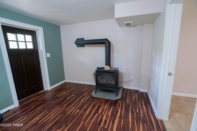 Bright & Spacious Contemporary in The HideoutDiscover the on The Hideout Golf in Pennsylvania - for sale on GolfHomes.com, golf home, golf lot