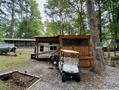 REDUCED TO SELL... Step into this charming small cottage on River Ridge Golf Club in Virginia - for sale on GolfHomes.com, golf home, golf lot