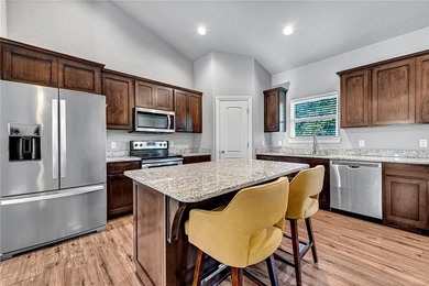 Welcome home to this like-new one story home that offers 1,512 on Bella Vista Country Club - Berksdale in Arkansas - for sale on GolfHomes.com, golf home, golf lot