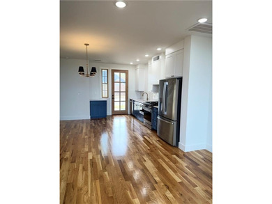 This stunning five plex is located in the heart of town on Pinnacle Country Club in Arkansas - for sale on GolfHomes.com, golf home, golf lot