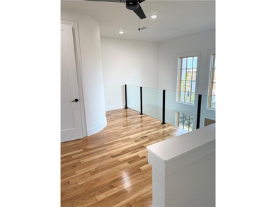 This stunning five plex is located in the heart of town on Pinnacle Country Club in Arkansas - for sale on GolfHomes.com, golf home, golf lot