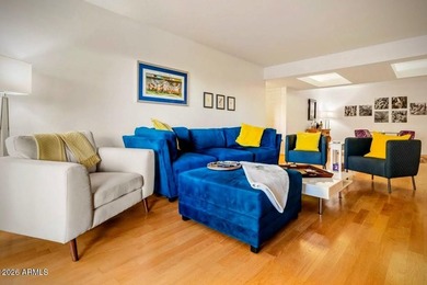 On the ARIZONA BILTMORE LINKS GOLF COURSE a relaxed PEDESTRIAN on Arizona Biltmore Golf and Country Club in Arizona - for sale on GolfHomes.com, golf home, golf lot