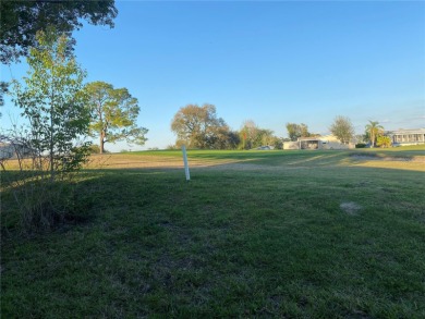 Spacious Home on the 18th hole of Zellwood Country Club and on Zellwood Station Country Club in Florida - for sale on GolfHomes.com, golf home, golf lot