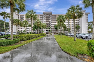 This property is sponsored by Listingcredit and qualifies for a on Palm-Aire Country Club and Resort - Palms in Florida - for sale on GolfHomes.com, golf home, golf lot
