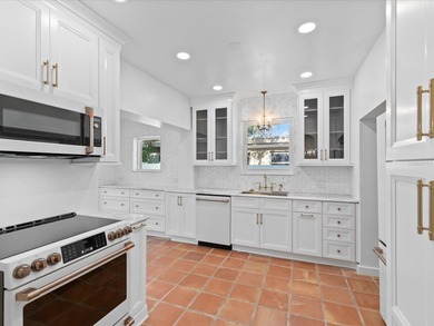 Perry Snell's *Jewel Box* is on the market and ready to welcome on The Renaisssance Vinoy Golf Club in Florida - for sale on GolfHomes.com, golf home, golf lot