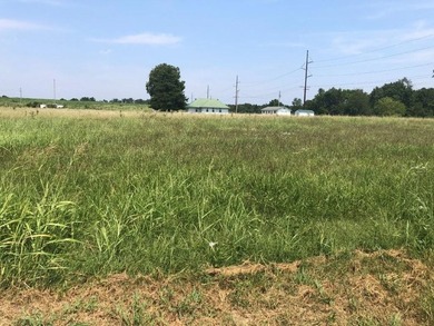Fantastic flat corner lot 3 minutes from exit 100 on I-49. 5 on Bella Vista Country Club - Highlands in Arkansas - for sale on GolfHomes.com, golf home, golf lot
