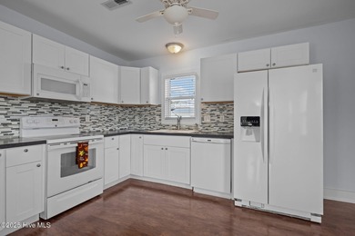 RARELY AVAILABLE!! Cute, neat and clean Promise Land home on 3rd on Brandywine Bay Golf Club in North Carolina - for sale on GolfHomes.com, golf home, golf lot