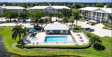 FURNISHED - Nice and Large 2/2 PLUS A DEN! 1385 SF , Spacious on The Country Club At Boca Raton in Florida - for sale on GolfHomes.com, golf home, golf lot