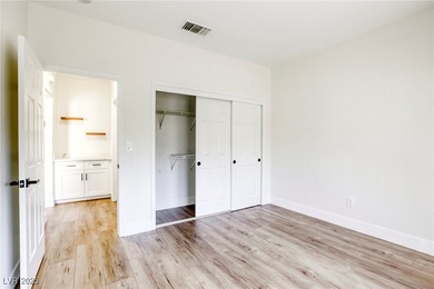 GOLF COURSE + MOUNTAIN VIEWS! Stunning single-story townhome on Highland Falls Golf Club in Nevada - for sale on GolfHomes.com, golf home, golf lot