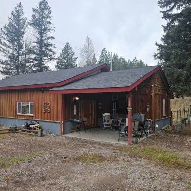 2 Homes on 1 Acre in Columbia Falls.  The Main house is vacant on Meadow Lake Golf Resort in Montana - for sale on GolfHomes.com, golf home, golf lot