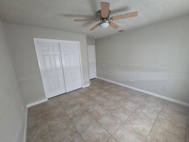Remodeled 3 bedroom 2 bathroom house, new flooring throughout on Tierra Del Sol Golf Course in California - for sale on GolfHomes.com, golf home, golf lot