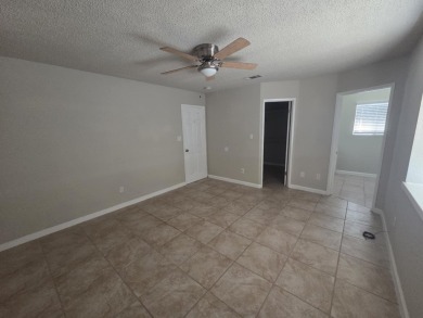 Remodeled 3 bedroom 2 bathroom house, new flooring throughout on Tierra Del Sol Golf Course in California - for sale on GolfHomes.com, golf home, golf lot