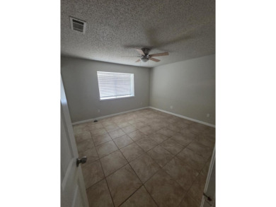Remodeled 3 bedroom 2 bathroom house, new flooring throughout on Tierra Del Sol Golf Course in California - for sale on GolfHomes.com, golf home, golf lot