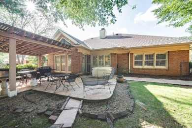 **All-brick home in the sought-after Maple Ridge Golf on Maple Ridge Golf Club in Georgia - for sale on GolfHomes.com, golf home, golf lot