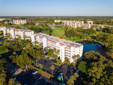 WELCOME TO THIS CONVENIENT 1ST FLOOR CONDO WITH BEAUTIFUL WATER on Poinciana Golf Club in Florida - for sale on GolfHomes.com, golf home, golf lot