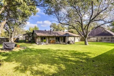 This 3-bedroom, 2-bathroom home is nestled in the highly coveted on Pecan Plantation Country Club in Texas - for sale on GolfHomes.com, golf home, golf lot