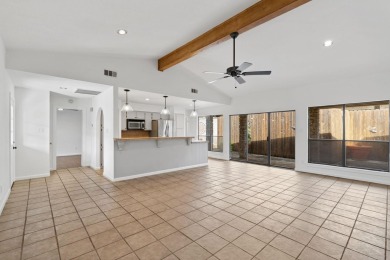 Rare opportunity to live in a one-story, detached condo in on Horseshoe Bay Private Golf Course in Texas - for sale on GolfHomes.com, golf home, golf lot