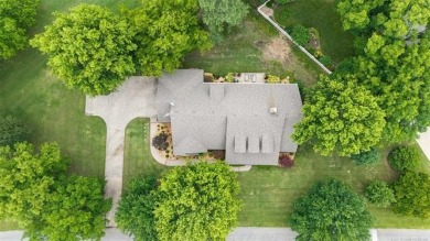 COMING SOON! No offers, no showings until 6/13/25. 

Surround on Patricia Island Golf Club in Oklahoma - for sale on GolfHomes.com, golf home, golf lot