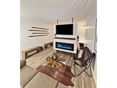 Recently renovated studio condo right in the heart of Shanty on Shanty Creek Golf Course in Michigan - for sale on GolfHomes.com, golf home, golf lot