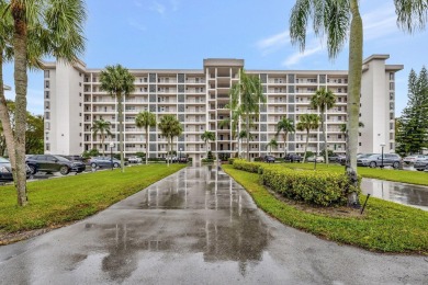 This property is sponsored by Listingcredit and qualifies for a on Palm-Aire Country Club and Resort - Palms in Florida - for sale on GolfHomes.com, golf home, golf lot