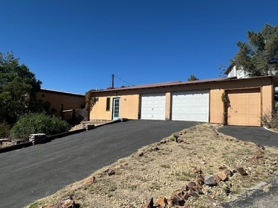 MOTIVATED SELLER!  AWESOME CUSTOM-BUILT HOME - Enjoy the on Alpine Golf Course in Texas - for sale on GolfHomes.com, golf home, golf lot