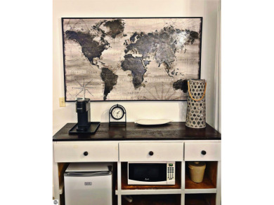 Recently renovated studio condo right in the heart of Shanty on Shanty Creek Golf Course in Michigan - for sale on GolfHomes.com, golf home, golf lot