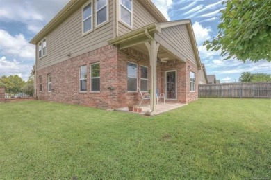 Discover this beautifully cared for 4-bedroom, 2 1/2  bath home on Broken Arrow Golf and Athletic Club in Oklahoma - for sale on GolfHomes.com, golf home, golf lot